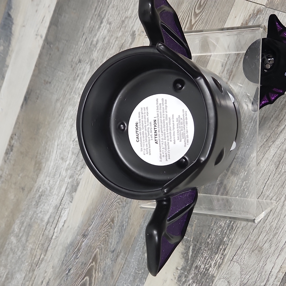 Bath & Body Works Halloween Bat Decor Set (Set of 2) - Picture 8 of 10